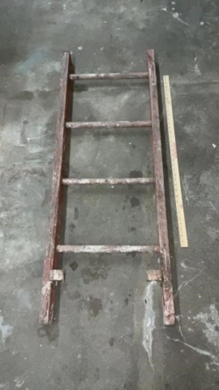 Vintage Wood Ladder 52 in