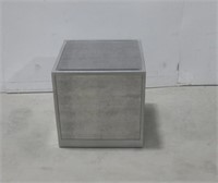 18" Mirrored Cube