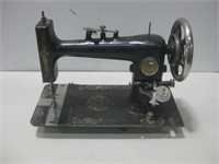 14.5"x 7.25"x 11" Antique Sewing Machine Untested