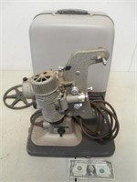 Vintage Bell & Howell 8mm 122-LR 122LR