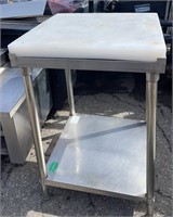 POLY TOP CUTTING TABLE 24" X 24"