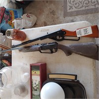 PELLET GUN, DAISY 1058 BB GUN