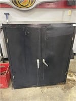 METAL SHOP CABINET - 3FT WIDE. 42 TALL