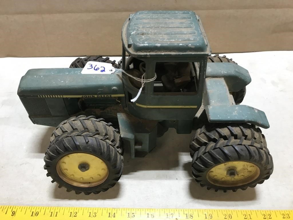 Ertl John Deere Toy Tractor - as is