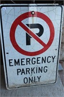 No Parking Metal Sign / Vintage