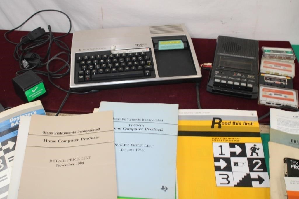 T1-99 Texas Instruments Computer