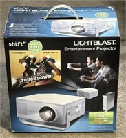 (R) LightBlast  Projector displays images up to