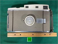 Vtg Polaroid 800 Land Camera