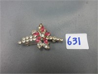 Pink and white brooch