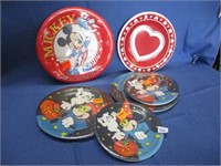 vintage Mickey mouse party plates new in package