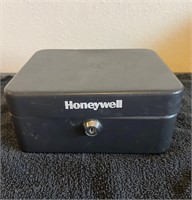 HONEYWELL SMALL METAL LOCK BOX (without key)