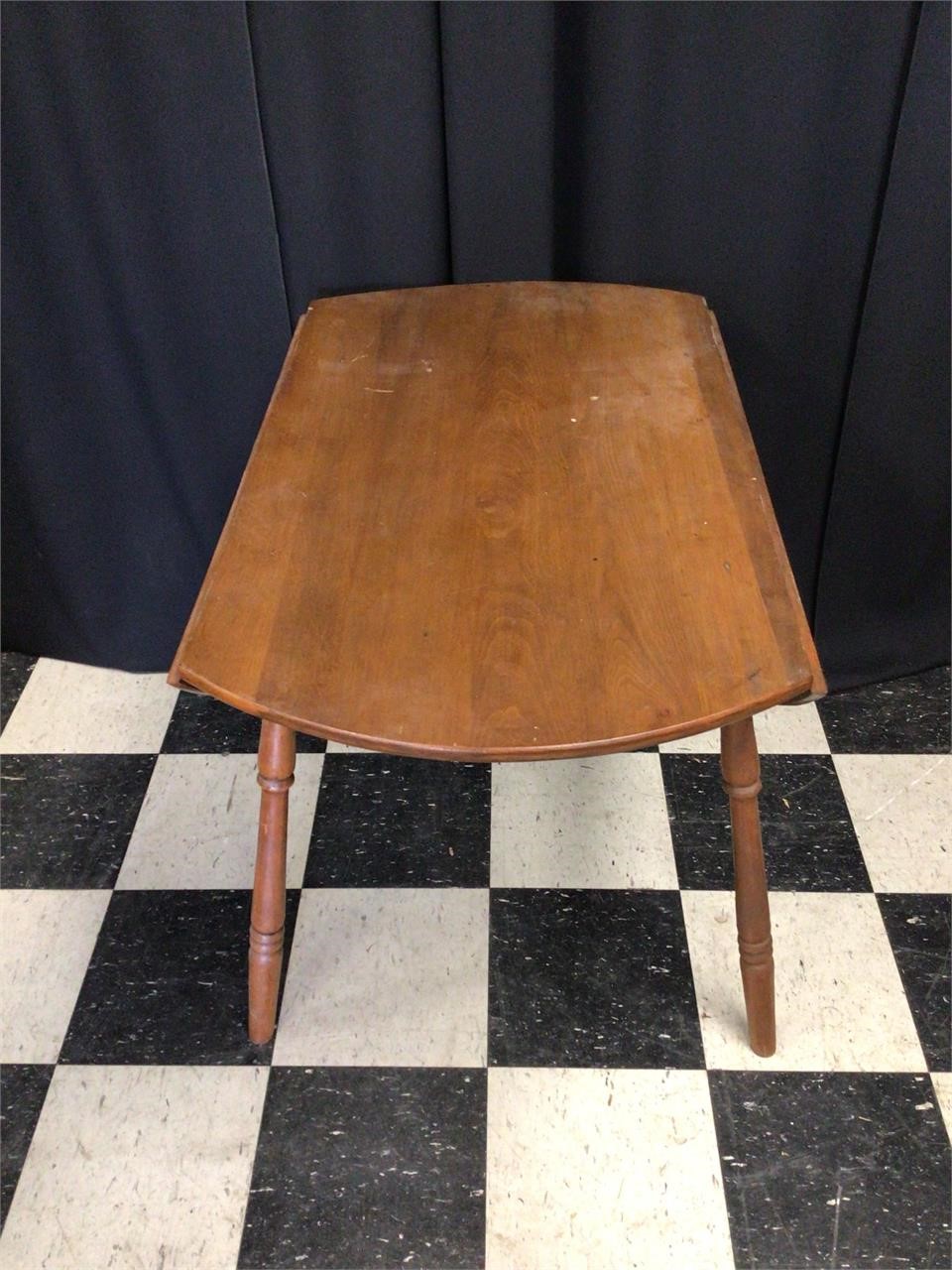 Drop Leaf Round Table