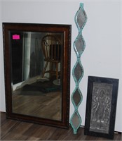 MIRRORS AND MADE IN INDONESIA STONE WALL ART