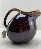 7.5x8 in Hull pottery water jug