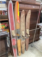 4 vintage water skis