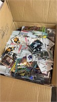 5000 assorted sports cards