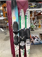 3 water skis