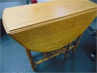 Oak Gateleg Table, Great Condition