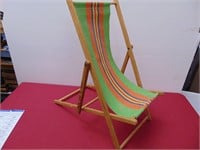 Vintage Wood and Canvas Folding kids Lounge Chair
