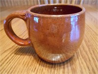 ANTIQUE EARLY JUGTOWN WARE BROWN CUP