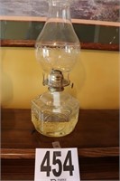 14" Tall Oil Lamp(Rm#1)