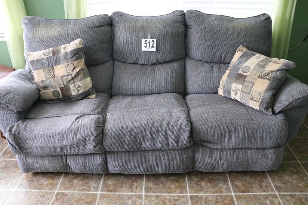 Sofa with Recliner on Both Ends& Throw Pillows