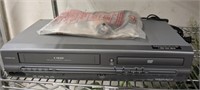 MAGNAVOX VHS/DVD PLAYER - RECORDER