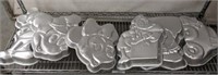 ALUMINUM CAKE PANS AND MOLDS