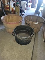 2  Bushel Baskets & Granite Canner
