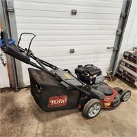 30" Toro Self-propelled Mower w electric start