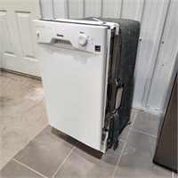 Unused Danby 24" Built in dishwasher