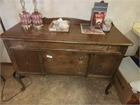 Vintage Oak Buffet / Side Board