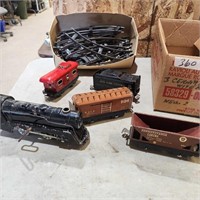 1945 Vintage wind up train set