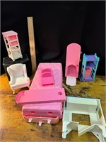 VINTAGE MISC BARBIE ACCESSORIES