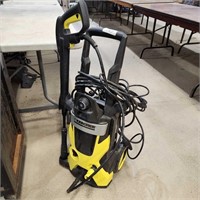 Karcher Pressure Washer 2000psi as new