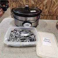 Slow cooker & cutlery