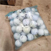 Approx 3 dozen golf balls
