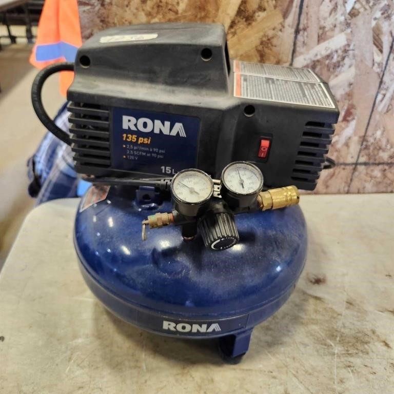 Air compressor