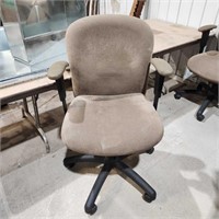 Tan Brown Cloth Office Chair
