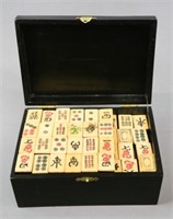 Mahjong Tile Set in Wood Box