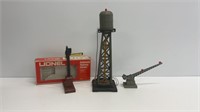 Vintage O gauge train accessories: Lionel