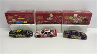 (3) ACTION die cast cars 1:24 scale, the muppet