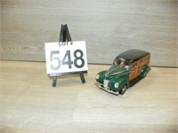 1/24 Ertl 1940 Ford Woody Wix Filters 1999