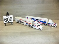 2 1/64 Nascar Transporters GNC & CarQuest