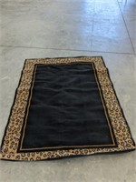 AREA RUG