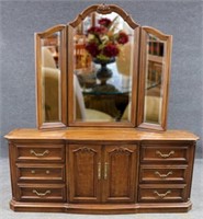 Thomasville Pageantry Dresser W/Mirrors