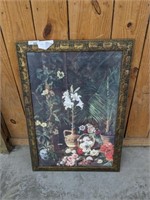 FRAMED FLOWER SCENE