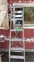 6ft wooden ladder