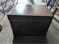 DECORATIVE STORAGE CHEST