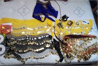 V - BELLY DANCER SCARVES & MUSIC (M51)